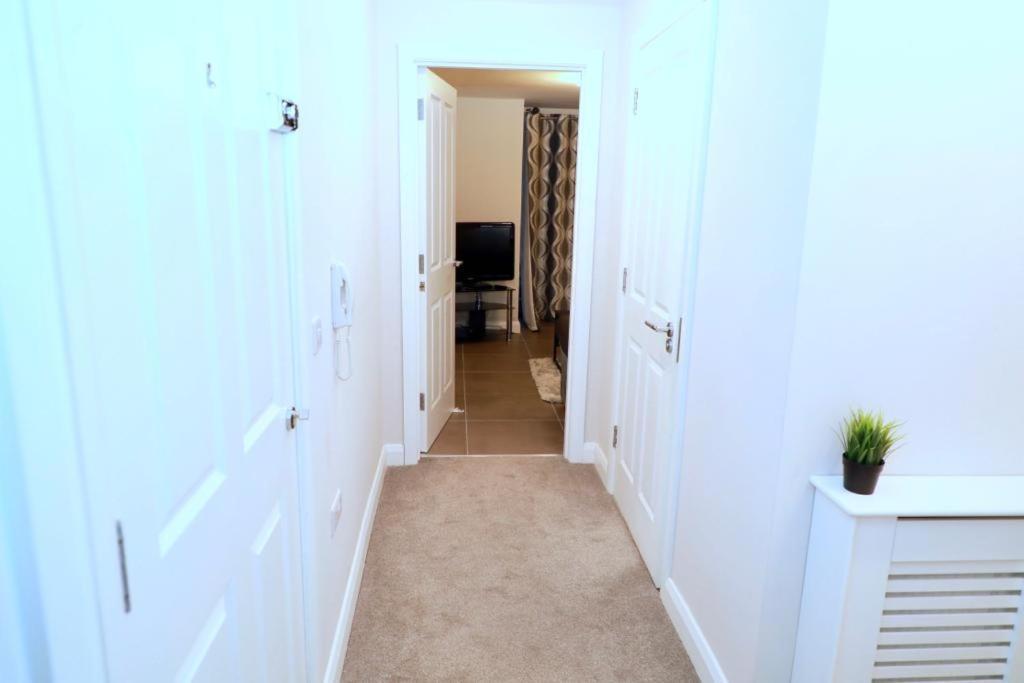 Lovely 2- Bedroom In * Belfast