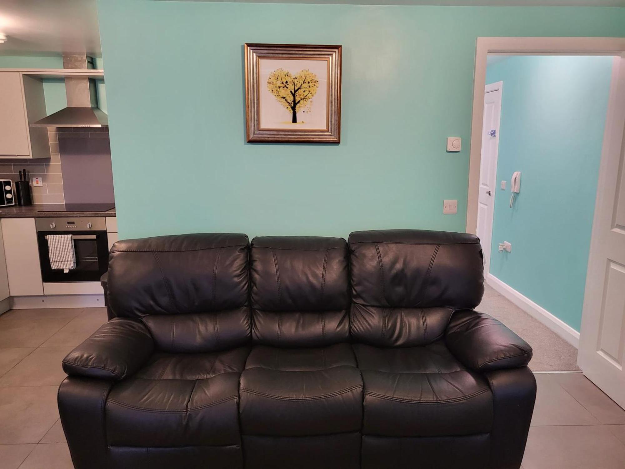 Lovely 2- Bedroom In Belfast